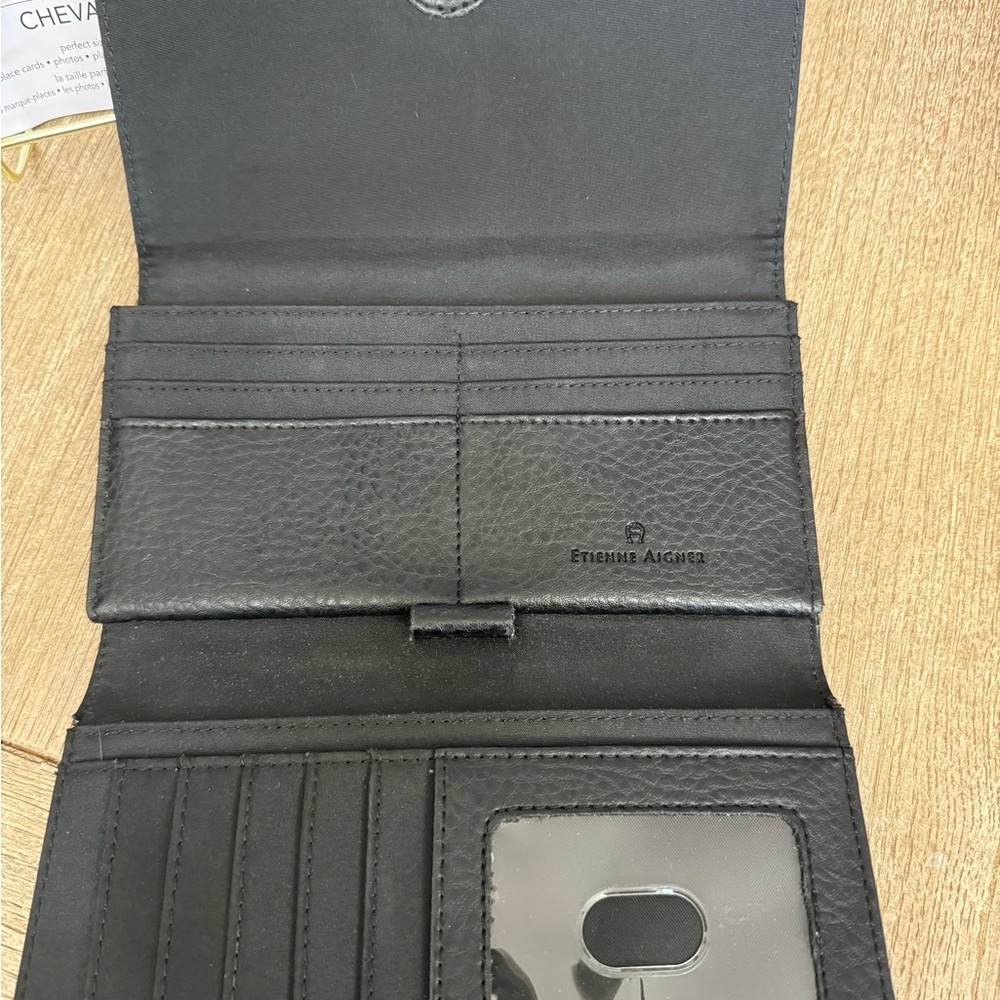 Etienne Aigner wallet - Picture 6 of 14